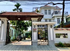 Nhat Long Homestay，位于顺化的酒店