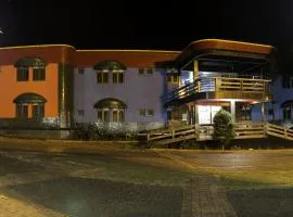 Acapu Hotel