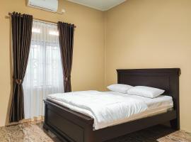 RedDoorz Syariah near Telanaipura Jambi，位于占碑市的酒店