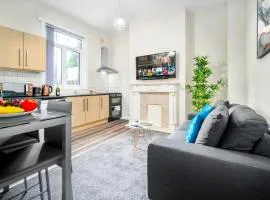 2 Bedroom Apartment - West Brom - Netflix - Wifi - Parking - Excellent Value - WBA