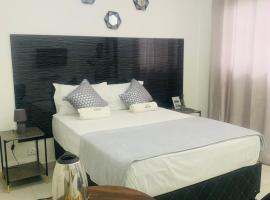 40 40 Accommodation，位于Matola的酒店