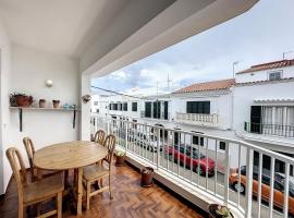 Apartamento acogedor cerca del mar en Fornells，位于福尔内利斯的酒店