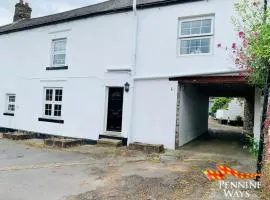 The Spotty - Homely Stay in a Former Inn