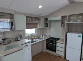 ACCESSIBLE FRIENDLY MODERN Family Caravan Littlesea Haven Weymouth