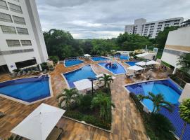 Apto no Park Veredas com acesso ao rio de &aacute;guas quentes e &aacute;rea de lazer espetacular，位于热河市的宠物友好酒店