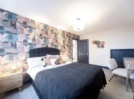 Bright and Spacious - 2 Bed Flat with Jacuzzi