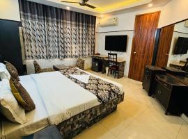 Hotel Satwah Home Stay，位于新德里南德里的酒店