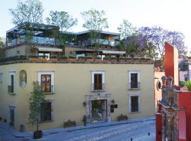 El Golpe de Vista，位于圣米格尔-德阿连德Allende´s Institute附近的酒店