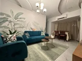 Luxury 2 BHK Tropical Apartment in Khar West