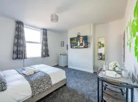 *RC246*For your relaxed & Cosy stay + Free Parking