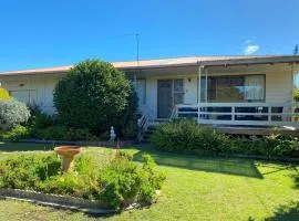 Parnella Cottage - Pet friendly