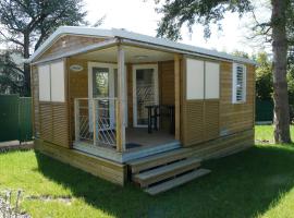 Camping Onlycamp du Moulin，位于克利松的酒店