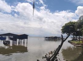 Vista da lagoa，位于拉古纳的度假屋