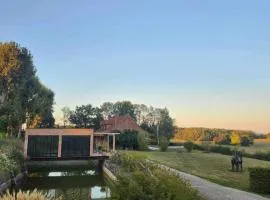 Longère de château en Bourgogne - avec piscine