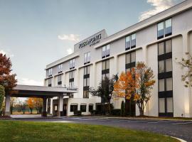 Four Points by Sheraton Chicago Westchester/Oak Brook，位于Westchester的酒店