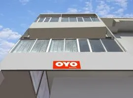 OYO Flagship Hotel Cc Inn