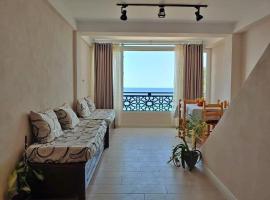 Appartement T2 avec terrasse et Vue mer à Béjaïa proche plage，位于贝贾亚的公寓