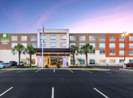 Holiday Inn Express & Suites - Rock Hill, an IHG Hotel，位于岩石丘Rock Hill 商业街廊附近的酒店