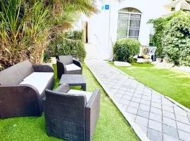 Garden apartment -Dizengoff Square, private garden
