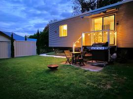 Entire Self-Contained Cabin on the Beautiful Mountain，位于谭伯连山的木屋