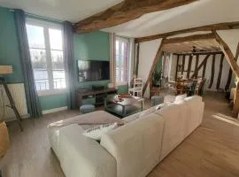 Le Cœur du Bien-être - Gîte grande capacité - 6 chambres - Superbe emplacement - Vue Seine - Décoration soignée - Coin touristique