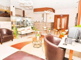 Hotel Ancora Urban Center，位于菲尼斯特雷的酒店