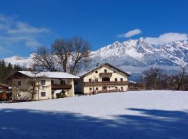 Chalet Schwaiberg，位于萨菲登安斯泰内嫩米尔的酒店