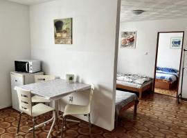 Ubytování U Ropáků，位于Horní Slavkov的酒店