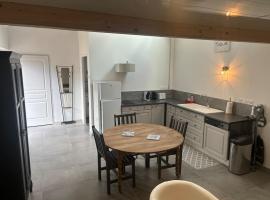 LOFT #5 Angers Loire，位于Corné的酒店