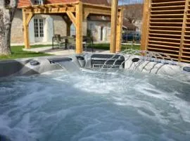Gîte avec jacuzzi 6 personnes