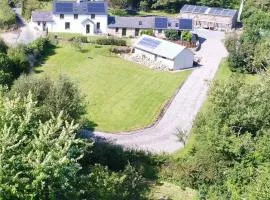 Hidden Cottage Gem HotTub, Firepit, coastal walks