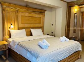 MEANDROS Center 1，位于卡利塞亚-豪客迪克斯的带停车场的酒店