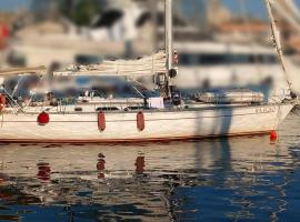 sailing Delfina，位于热那亚的酒店