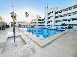 Apartamentos Arenas Negras Puerto Santiago，位于圣地亚哥港的酒店