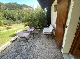 Maisonnette dans la vallée verte