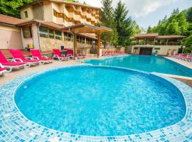 Diva Hotel & Thermal Pool，位于奇夫利克的酒店