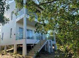 Mandowa Prepayment Required，位于Praia de Macaneta的酒店