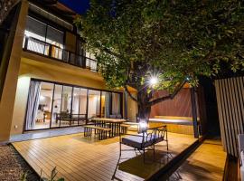 Khaoyai Kirimaya Atta Residence 5 BR Villa，位于Ban Tha Chang的Spa酒店