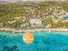 Family Hotel La Luna - All inclusive，位于伦的酒店