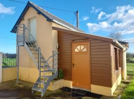 La Petite Maison à la Campagne，位于Guer的酒店