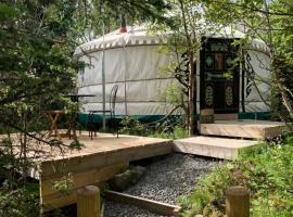 Valhalla Yurts Freya，位于塞尔福斯的豪华帐篷营地