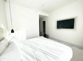 Most City Area Lux Studio，位于第聂伯罗的酒店