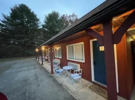 Sweet Forest Breeze, A Cook Forest Inn