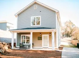 Bright Artist's Cottage - 4br, 1mi To Dt Uga