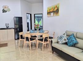 Ocean Cottage 1, Radiant Teluk Sari，位于Kampung Mawar的酒店