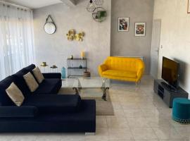 Appartement spacieux，位于Cases-de-Pène的酒店