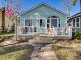 Bayfront Maryland Retreat with Deck, Near Beaches!，位于北滩的酒店