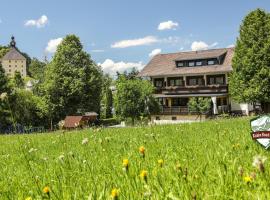Gasthof Leitner - Der Wirt an der Klamm，位于Donnersbach的酒店