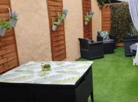 appartement 1 étoile paisible et son jardin privé