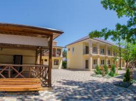Guest House Primorskaya 25，位于扎托卡的酒店